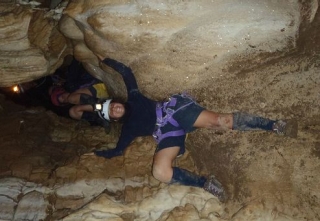  En gruta con guía 
